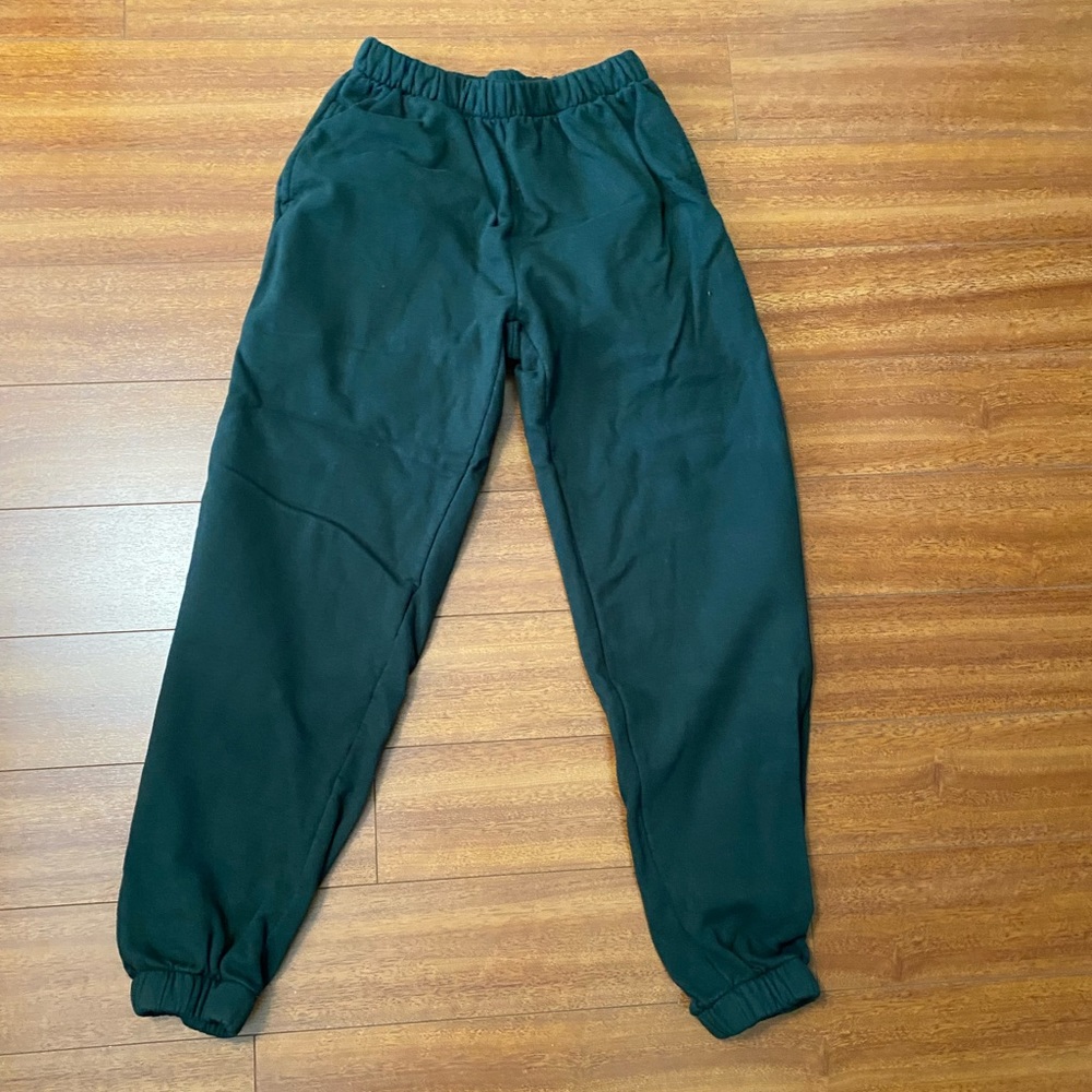 Brandy Melville dark green sweatpants
